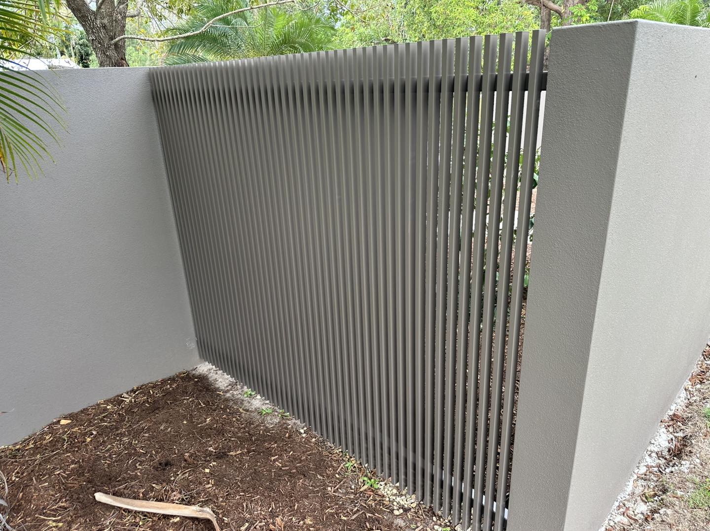 Aluminum Slat Wing Gate (1.75m * 1.5m * 2 leaves) + stands
